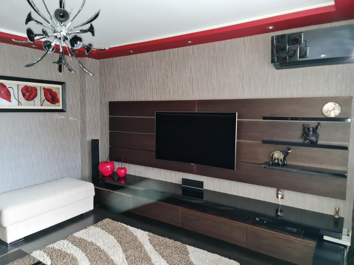 Gh Apartment Vratza Vratsa ภายนอก รูปภาพ